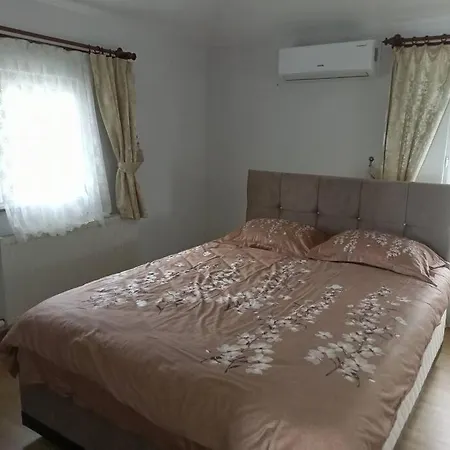 Sea Wiew And Mount Wiew 6 Bedrooms,4 Bathroms Hotel *