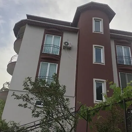 Sea Wiew And Mount Wiew 6 Bedrooms,4 Bathroms Hotel